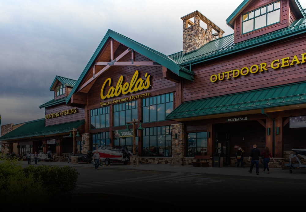 Cabelas entrance