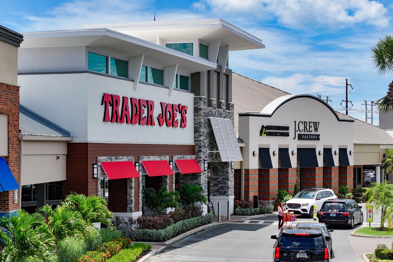 Trader Joe's entrance
